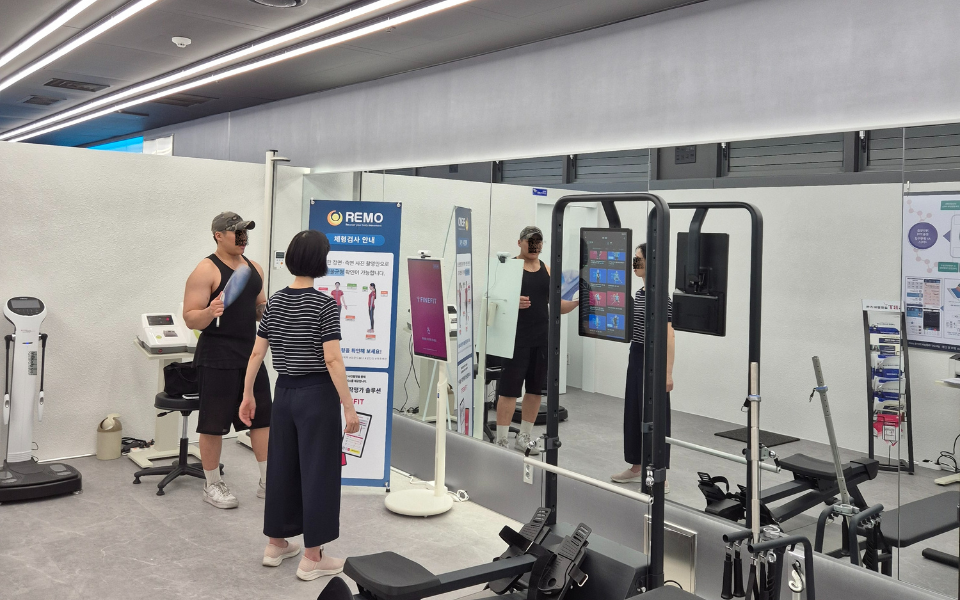 FineFit Deployed at Seoul Subway Line 7 Meokgol Station as a Public Healthcare Experience